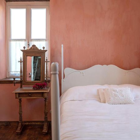 The 1813 Painter'S Villa By Neuvel Galaxidi Bagian luar foto