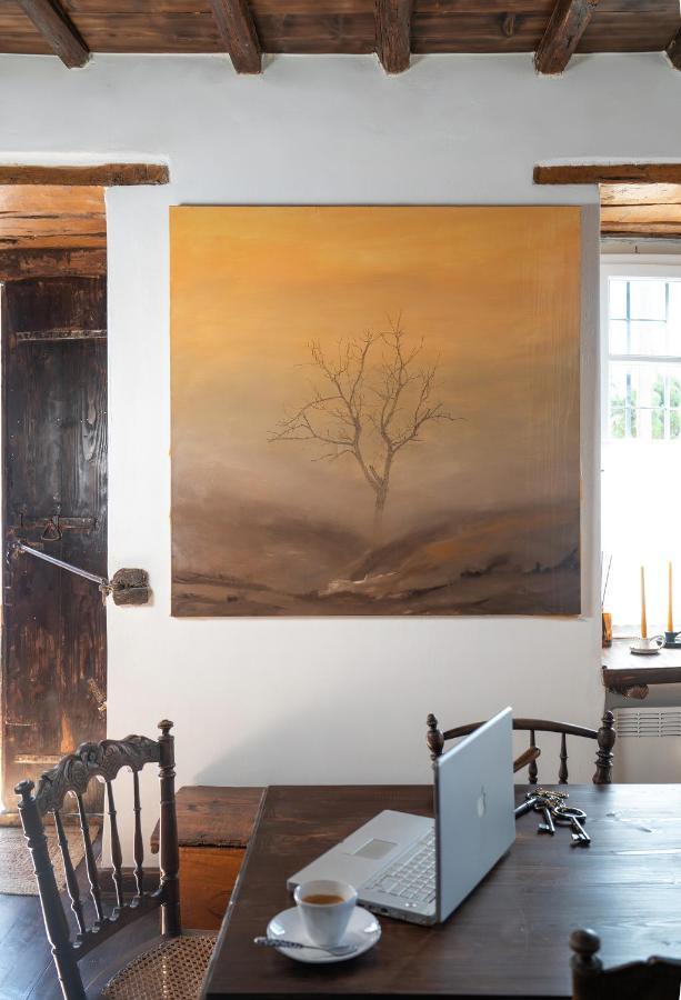 The 1813 Painter'S Villa By Neuvel Galaxidi Bagian luar foto