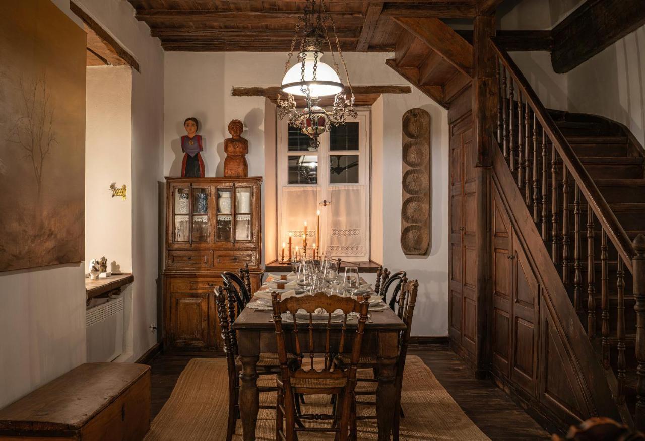 The 1813 Painter'S Villa By Neuvel Galaxidi Bagian luar foto